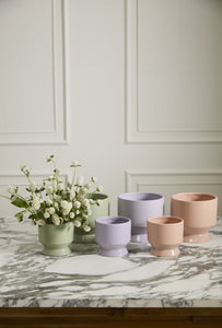 Pot: Pasadena 6.25in x 6in