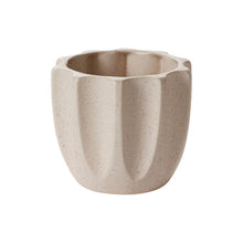 Load image into Gallery viewer, Pot: Beaumont 5.5in x 4.5in

